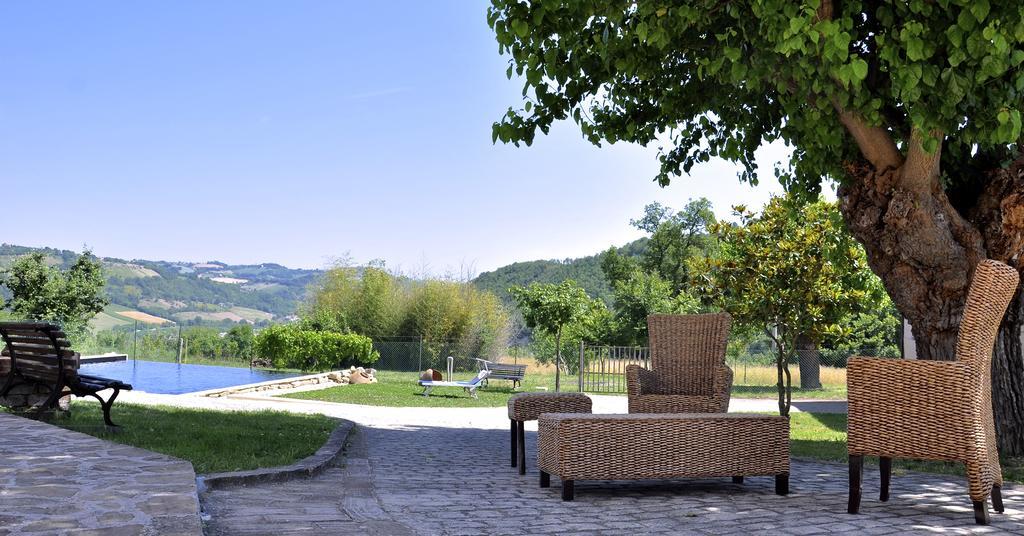 Tuttaterra Guest House Serra San Quirico Exterior foto