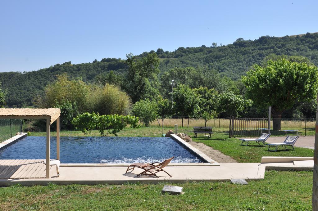 Tuttaterra Guest House Serra San Quirico Exterior foto