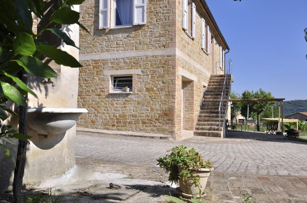 Tuttaterra Guest House Serra San Quirico Exterior foto