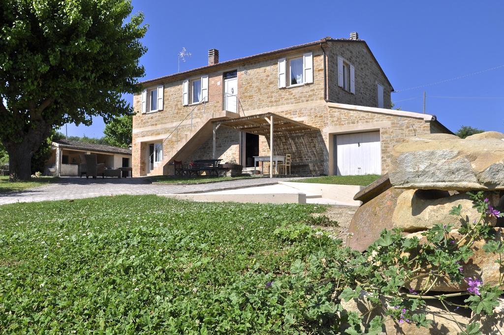 Tuttaterra Guest House Serra San Quirico Exterior foto